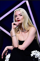 Celebrity Photo: Anya Taylor-Joy
1792x2688 557 kb
Viewed 6 times
@BestEyeCandy.com