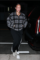 Celebrity Photo: Rihanna
807x1211 497 kb
Viewed 4 times
@BestEyeCandy.com