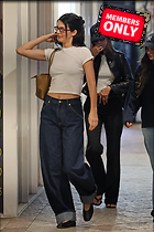 Celebrity Photo: Kendall Jenner
2333x3500 2.4 mb
Viewed 0 times
@BestEyeCandy.com