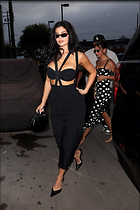 Celebrity Photo: Kylie Jenner
667x1000 83 kb
Viewed 8 times
@BestEyeCandy.com