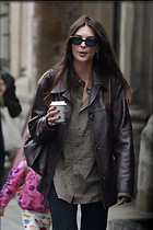 Celebrity Photo: Emily Ratajkowski
1200x1800 191 kb
Viewed 6 times
@BestEyeCandy.com