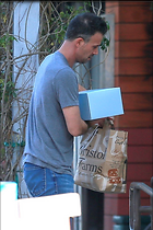 Celebrity Photo: Freddie Prince Jr
925x1388 538 kb
Viewed 0 times
@BestEyeCandy.com