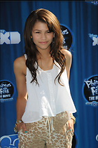 Celebrity Photo: Zendaya Coleman
1993x3000 563 kb
Viewed 8 times
@BestEyeCandy.com