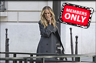 Celebrity Photo: Sarah Jessica Parker
3300x2200 2.6 mb
Viewed 0 times
@BestEyeCandy.com