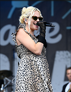Celebrity Photo: Pixie Lott
1280x1665 272 kb
Viewed 5 times
@BestEyeCandy.com