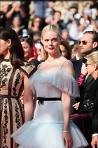 Celebrity Photo: Elle Fanning
1365x2048 1,047 kb
Viewed 5 times
@BestEyeCandy.com