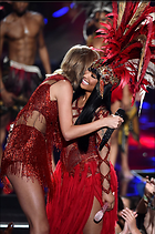 Celebrity Photo: Taylor Swift
1329x2000   715 kb
Viewed 6 times
@BestEyeCandy.com