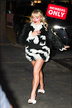 Celebrity Photo: Sabrina Carpenter
2333x3500   4.3 mb
Viewed 3 times
@BestEyeCandy.com