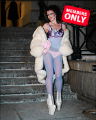 Celebrity Photo: Julia Fox
2160x2700 4.3 mb
Viewed 0 times
@BestEyeCandy.com