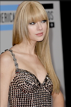 Celebrity Photo: Taylor Swift
2848x4288   1.4 mb
Viewed 6 times
@BestEyeCandy.com