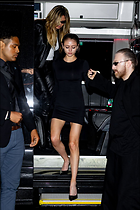 Celebrity Photo: Heidi Klum
3 Photos
Photoset #705429
@BestEyeCandy.com