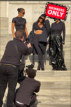 Celebrity Photo: Kimberly Kardashian
2200x3300 2.5 mb
Viewed 0 times
@BestEyeCandy.com