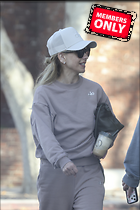 Celebrity Photo: Sarah Michelle Gellar
2200x3300 1.9 mb
Viewed 0 times
@BestEyeCandy.com