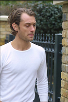 Celebrity Photo: Jude Law
1280x1920 121 kb
Viewed 2 times
@BestEyeCandy.com