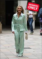 Celebrity Photo: Ashley Roberts
2496x3500   1.7 mb
Viewed 1 time
@BestEyeCandy.com