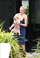 Celebrity Photo: Sophie Turner
2044x3000 946 kb
Viewed 3 times
@BestEyeCandy.com