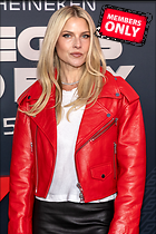 Celebrity Photo: Ali Larter
2069x3100 5.4 mb
Viewed 1 time
@BestEyeCandy.com