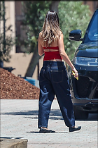 Celebrity Photo: Hailey Baldwin
987x1480 728 kb
Viewed 9 times
@BestEyeCandy.com
