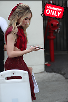 Celebrity Photo: Sabrina Carpenter
2133x3200   1.5 mb
Viewed 2 times
@BestEyeCandy.com