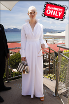 Celebrity Photo: Elle Fanning
3676x5512 2.2 mb
Viewed 0 times
@BestEyeCandy.com
