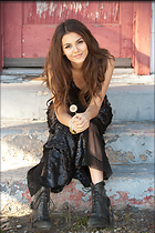 Celebrity Photo: Victoria Justice
733x1100 682 kb
Viewed 3 times
@BestEyeCandy.com