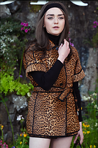 Celebrity Photo: Maisie Williams
7 Photos
Photoset #641880
@BestEyeCandy.com