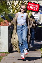 Celebrity Photo: Sabrina Carpenter
2133x3200   3.6 mb
Viewed 2 times
@BestEyeCandy.com