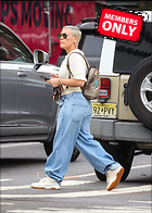 Celebrity Photo: Pink
2499x3500 2.9 mb
Viewed 1 time
@BestEyeCandy.com