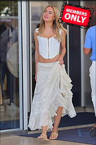 Celebrity Photo: Kimberley Garner
2333x3500 3.5 mb
Viewed 0 times
@BestEyeCandy.com