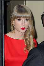 Celebrity Photo: Taylor Swift
2400x3600 763 kb
Viewed 5 times
@BestEyeCandy.com