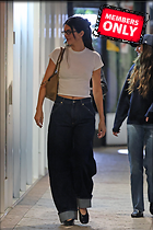 Celebrity Photo: Kendall Jenner
2333x3500 2.3 mb
Viewed 0 times
@BestEyeCandy.com