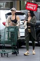Brie Bella nIKKI and Out Shopping for Pumpkins in Napa Valley 09-20-2024
2062x3093 3.2 mb
Viewed 1 time
@BestEyeCandy.com