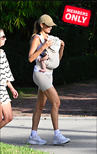 Celebrity Photo: Gisele Bundchen
1893x3000 2.1 mb
Viewed 1 time
@BestEyeCandy.com