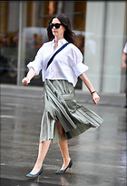 Celebrity Photo: Anne Hathaway
1345x1960 1.4 mb
Viewed 15 times
@BestEyeCandy.com