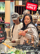 Celebrity Photo: Rihanna
1732x2309 2.1 mb
Viewed 0 times
@BestEyeCandy.com