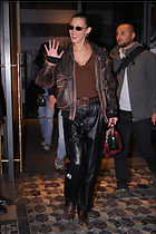 Celebrity Photo: Bella Hadid
1200x1800 244 kb
Viewed 9 times
@BestEyeCandy.com