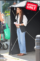 Celebrity Photo: Katie Holmes
2333x3500 2.3 mb
Viewed 1 time
@BestEyeCandy.com