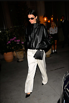 Celebrity Photo: Kendall Jenner
1365x2048 837 kb
Viewed 7 times
@BestEyeCandy.com