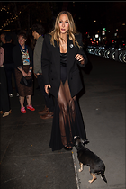 Celebrity Photo: Nikki Glaser
1414x2121 1.3 mb
Viewed 10 times
@BestEyeCandy.com