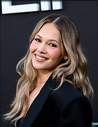 Kelli Berglund crop Top Emilia Perez film premiere Los Angeles California USA 21.10..20.2024
1360x1759 180 kb
Viewed 6 times
@BestEyeCandy.com