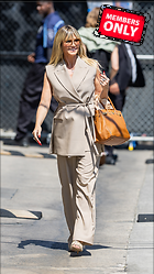 Celebrity Photo: Heidi Klum
1903x3383 2.3 mb
Viewed 1 time
@BestEyeCandy.com