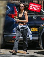 Celebrity Photo: Emily Ratajkowski
1588x2048 1.6 mb
Viewed 0 times
@BestEyeCandy.com