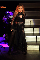 Celebrity Photo: Sabrina Carpenter
1292x1937   416 kb
Viewed 9 times
@BestEyeCandy.com