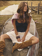 Celebrity Photo: Emily Feld
1200x1599 311 kb
Viewed 13 times
@BestEyeCandy.com