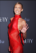 Celebrity Photo: Bella Hadid
3560x5224 854 kb
Viewed 8 times
@BestEyeCandy.com