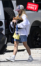 Celebrity Photo: Sydney Sweeney
1877x3000 1.7 mb
Viewed 0 times
@BestEyeCandy.com