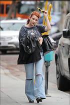 Celebrity Photo: Emma Roberts
2200x3300 1.4 mb
Viewed 9 times
@BestEyeCandy.com