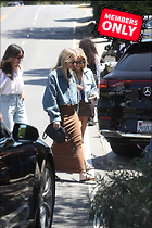 Celebrity Photo: Sarah Michelle Gellar
2333x3500 2.6 mb
Viewed 0 times
@BestEyeCandy.com