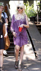 Celebrity Photo: Taylor Momsen
2776x4752 778 kb
Viewed 1 time
@BestEyeCandy.com