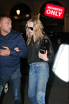Celebrity Photo: Kate Moss
2333x3500 4.4 mb
Viewed 0 times
@BestEyeCandy.com